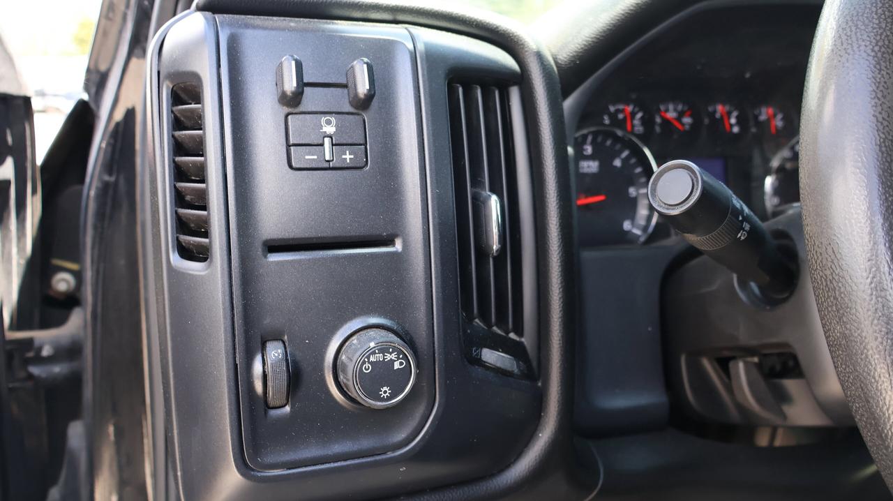 2018 GMC Sierra 1500 | 5.3L V8 Engine | Towing Package Photo