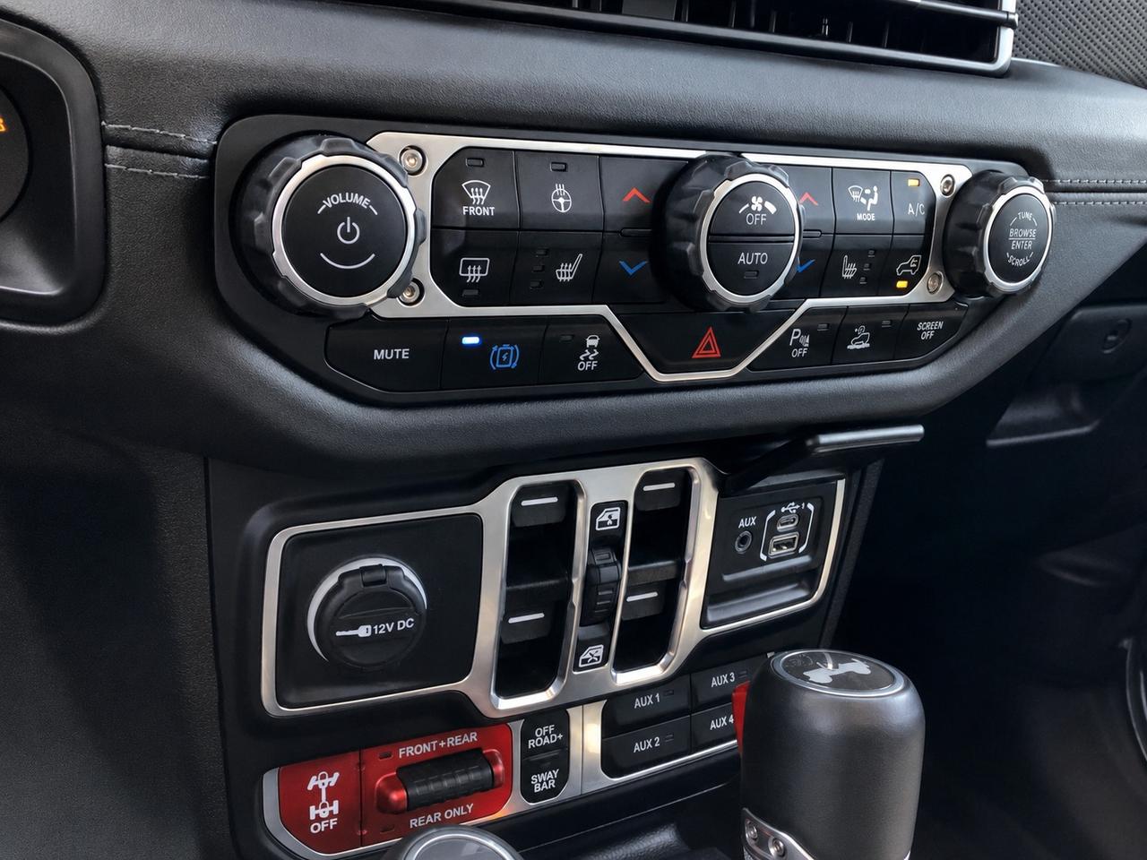 2024 Jeep Wrangler 4xe Rubicon X PHEV | Recon Package | DualTop | 4X4 Photo