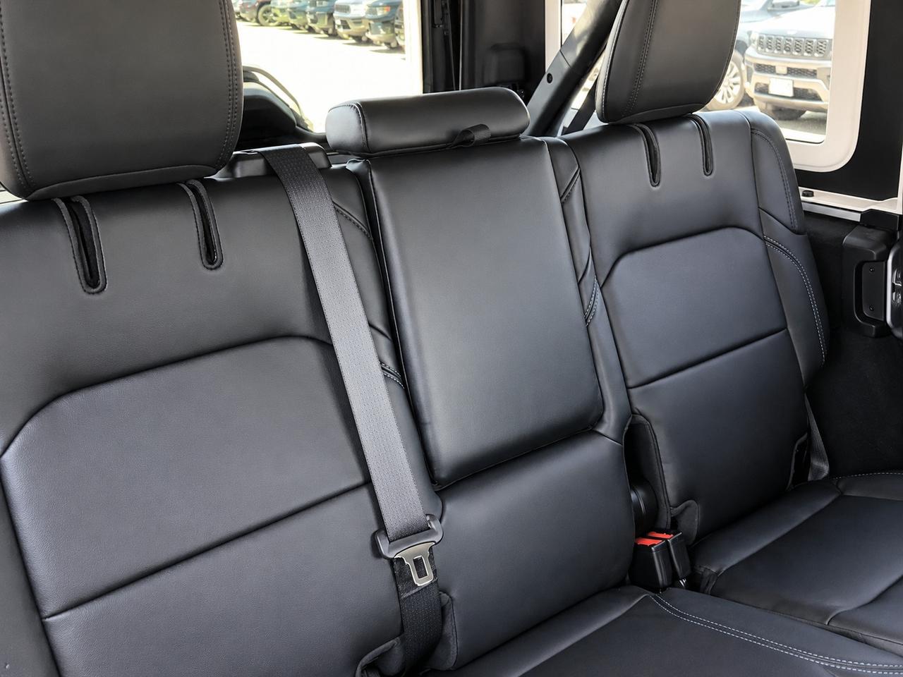 2024 Jeep Wrangler 4xe Rubicon X PHEV | Recon Package | DualTop | 4X4 Photo
