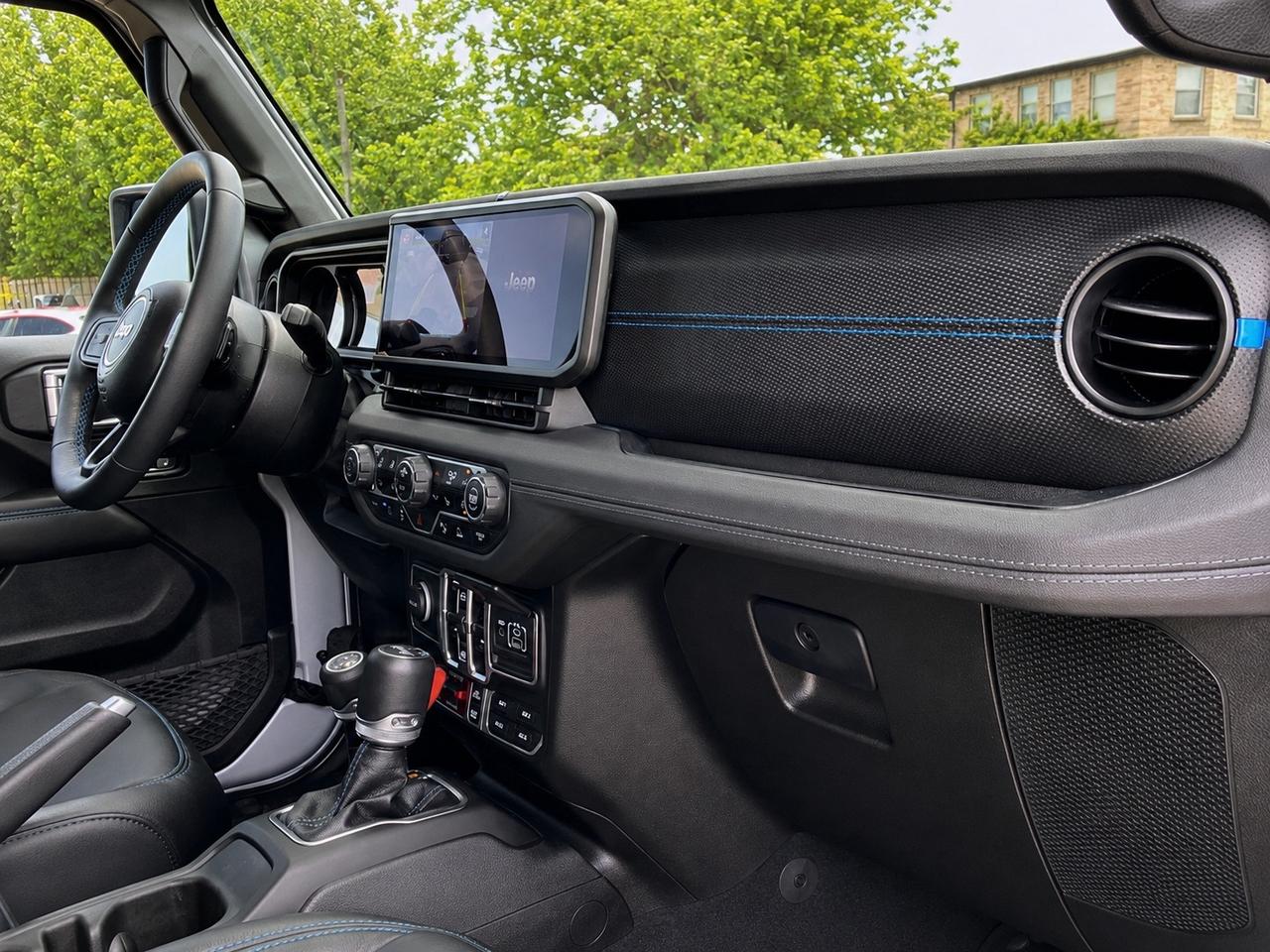 2024 Jeep Wrangler 4xe Rubicon X PHEV | Recon Package | DualTop | 4X4 Photo