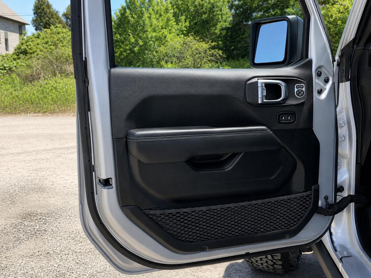 2024 Jeep Wrangler 4xe Rubicon X PHEV | Recon Package | DualTop | 4X4 Photo