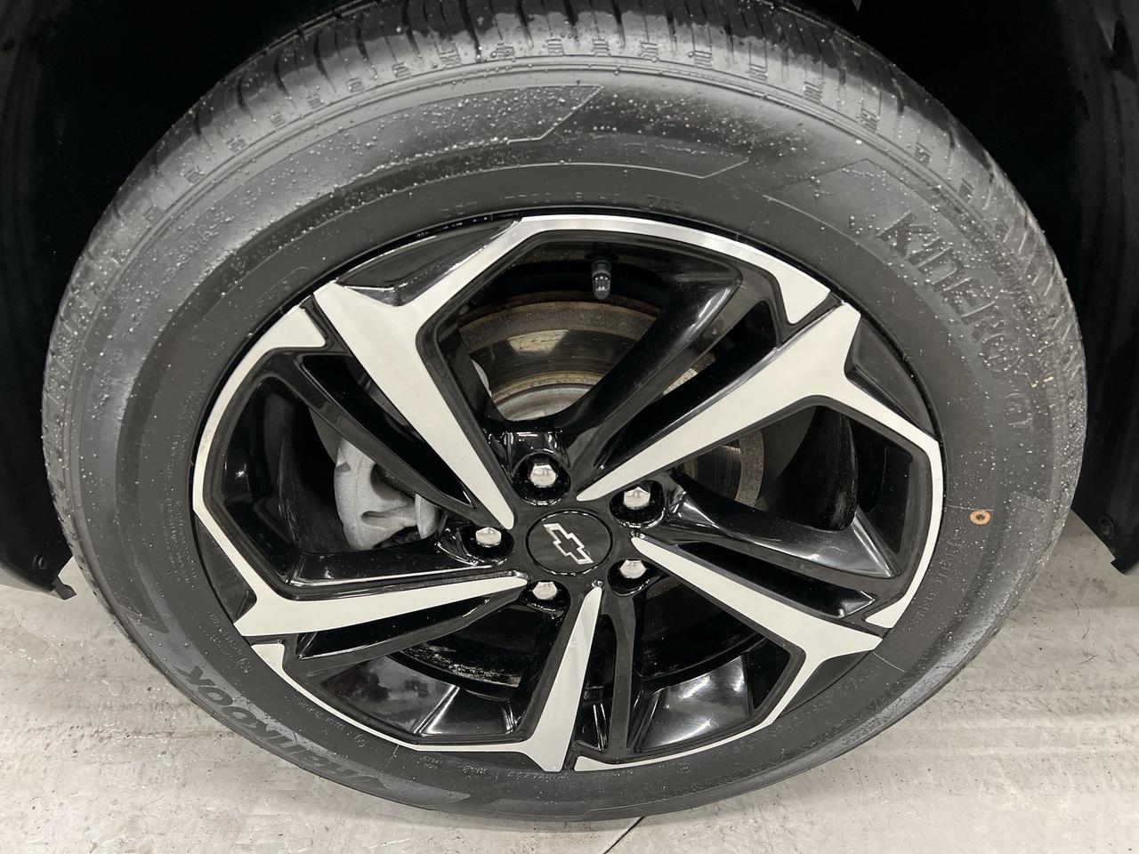 2022 Chevrolet TrailBlazer RS AWD | HTD LEATHER |PANO ROOF | CARPLAY | ALLOYS Photo