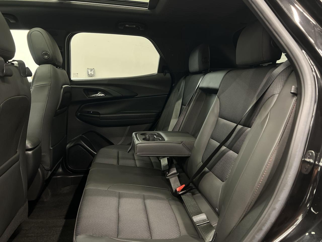 2022 Chevrolet TrailBlazer RS AWD | HTD LEATHER |PANO ROOF | CARPLAY | ALLOYS Photo
