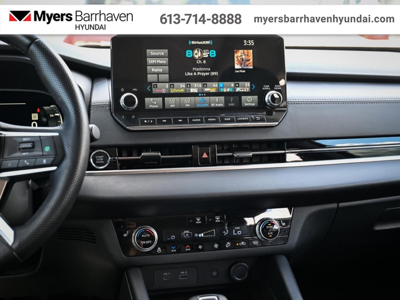 2022 Mitsubishi Outlander GT  - Head Up Display - $168 B/W Photo