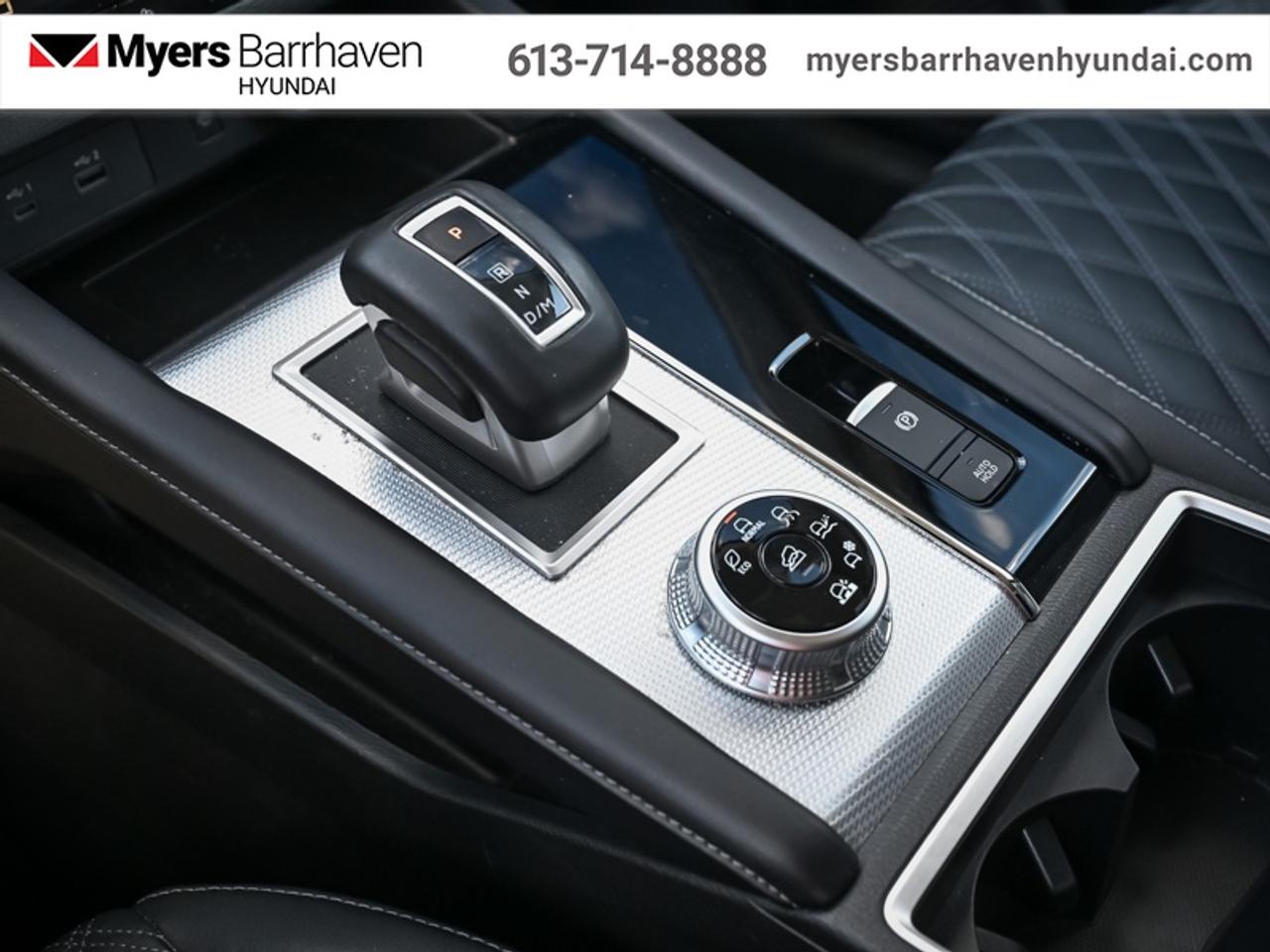 2022 Mitsubishi Outlander GT  - Head Up Display - $168 B/W Photo