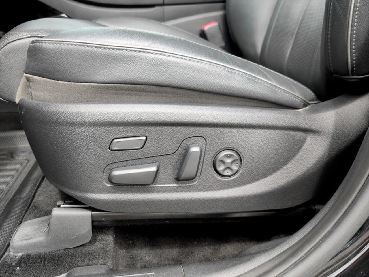 2023 Hyundai Santa Fe Plug-In Hybrid Luxury AWD  *CLEAN CF* Photo
