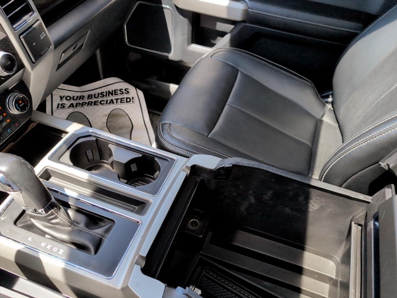 2019 Ford F-150 Lariat FX4 Off-Road  *DIESEL - LOW KMS* Photo