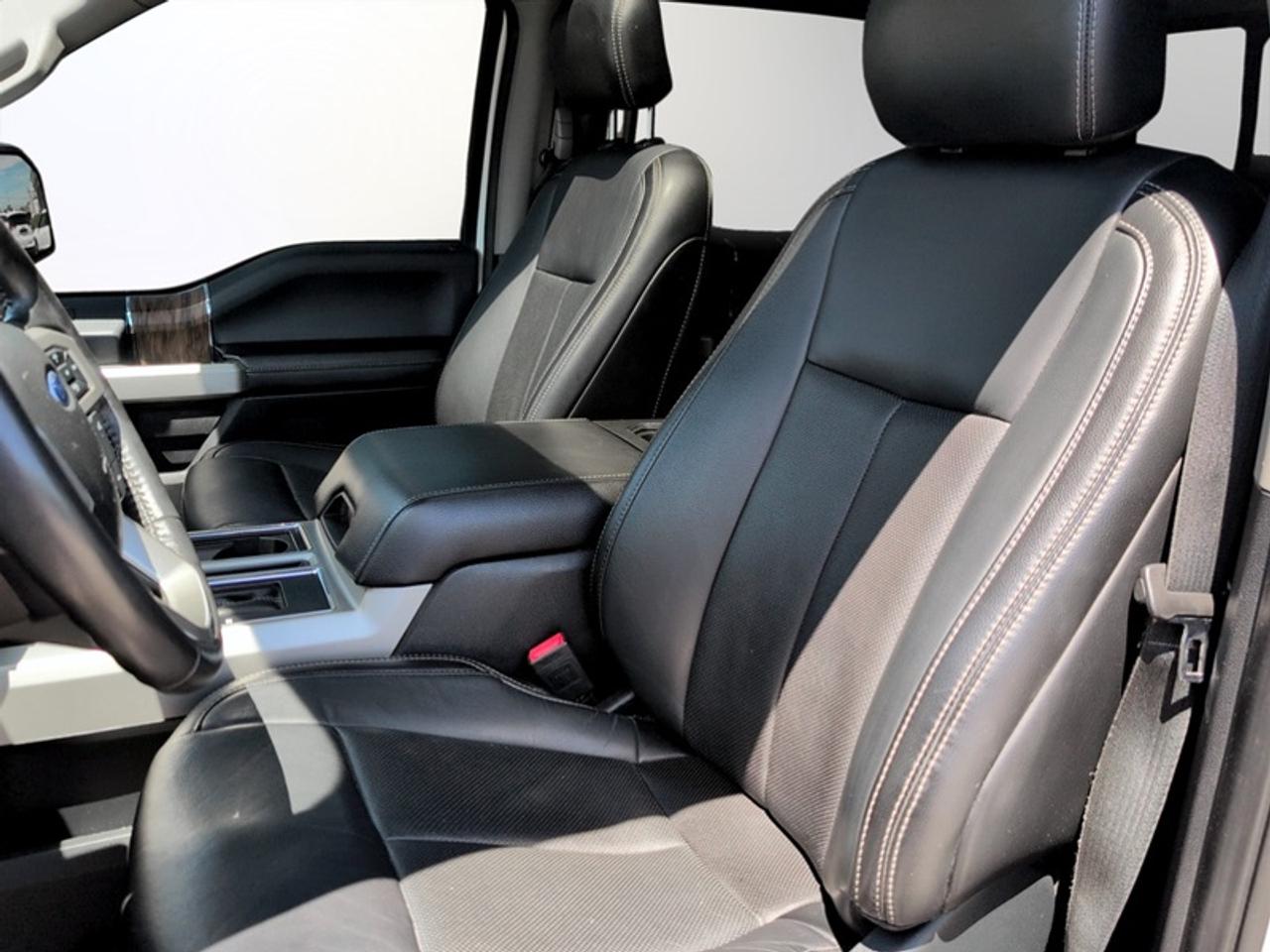 2019 Ford F-150 Lariat FX4 Off-Road  *DIESEL - LOW KMS* Photo