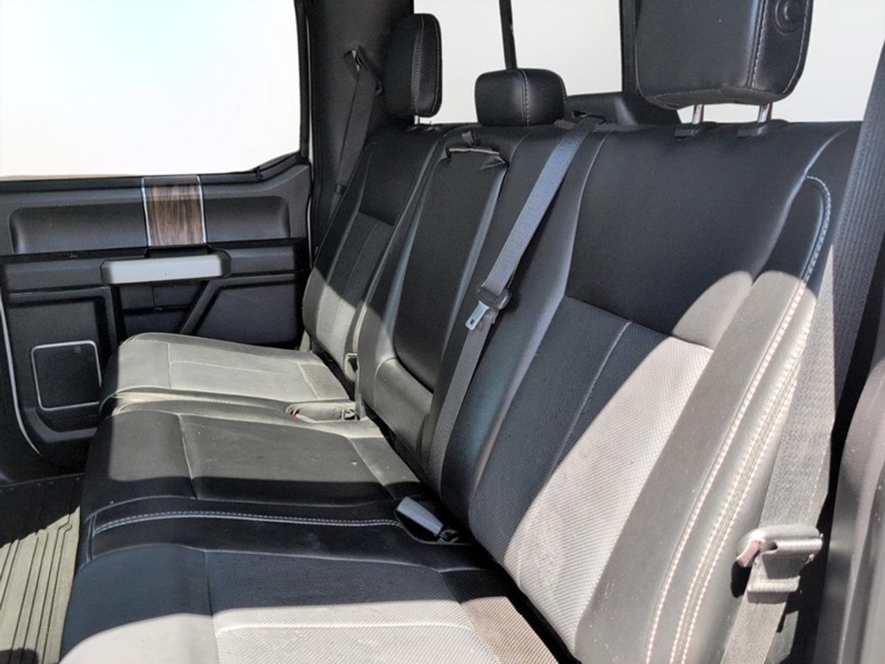 2019 Ford F-150 Lariat FX4 Off-Road  *DIESEL - LOW KMS* Photo
