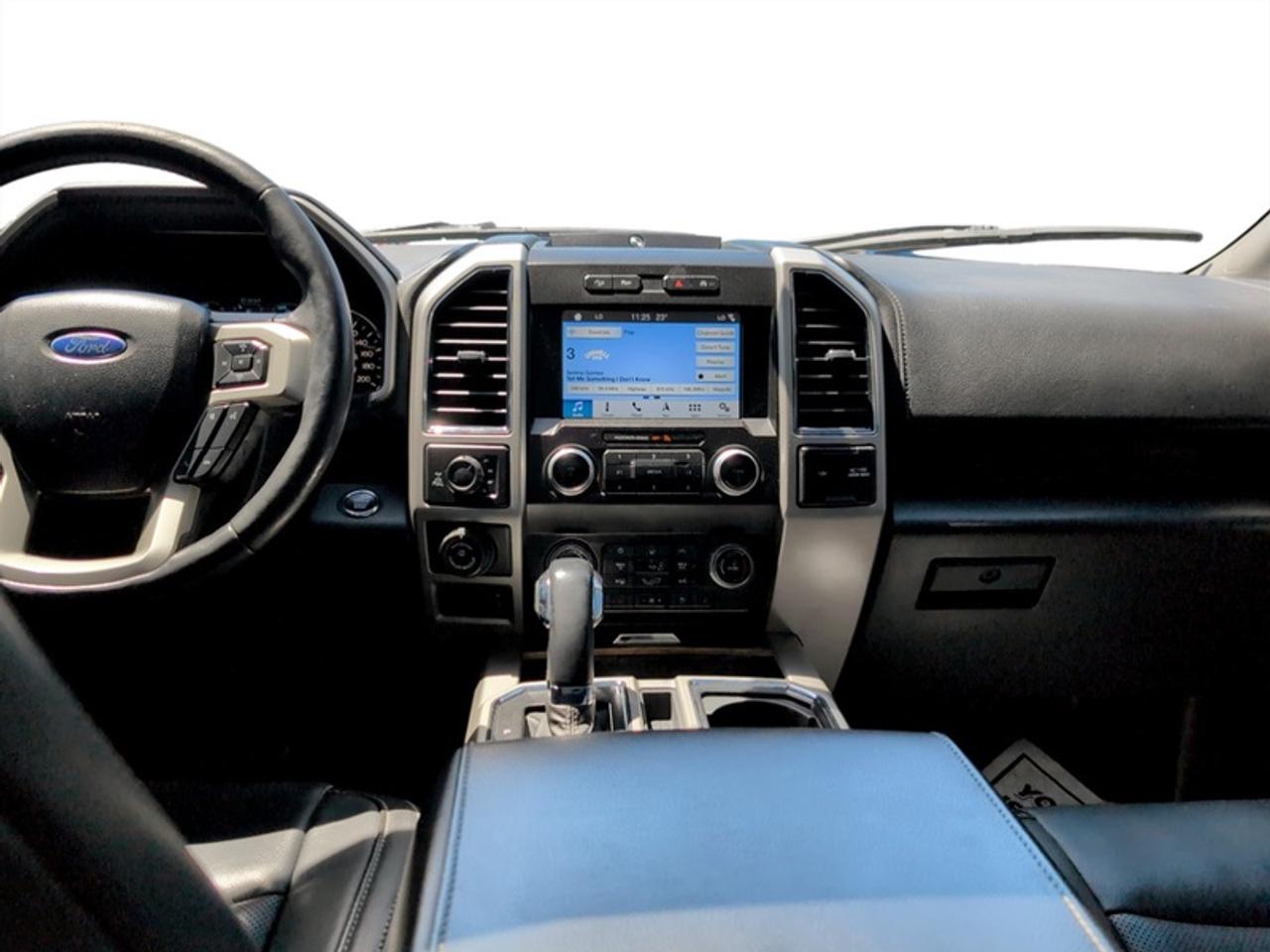 2019 Ford F-150 Lariat FX4 Off-Road  *DIESEL - LOW KMS* Photo