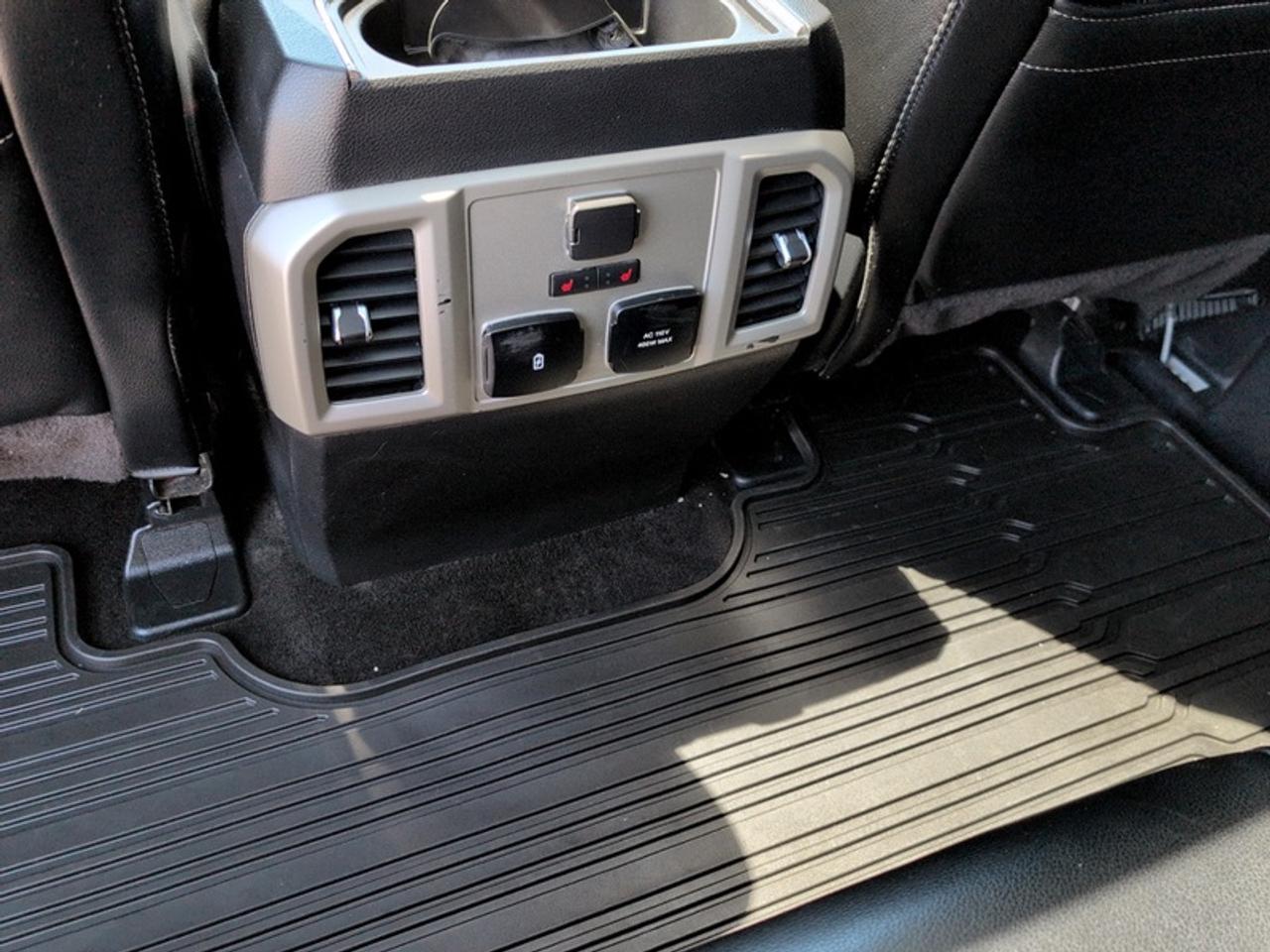 2019 Ford F-150 Lariat FX4 Off-Road  *DIESEL - LOW KMS* Photo