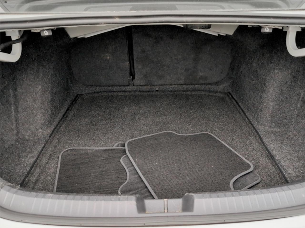 2019 Volkswagen Jetta Execline  **CLEAN CARFAX** Photo