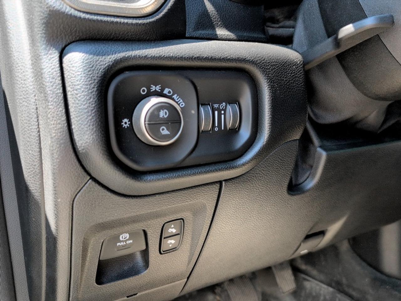 2021 RAM 1500 Sport NIGHT Photo