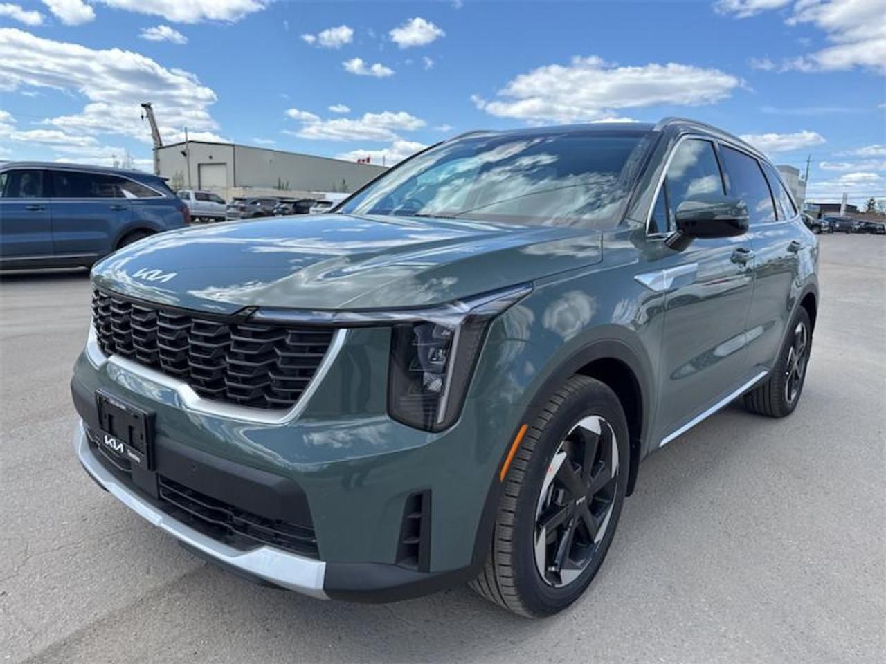 2026 Kia Sorento Hybrid LX   -  Heated Seats -  Apple CarPlay - $319 B/W Photo