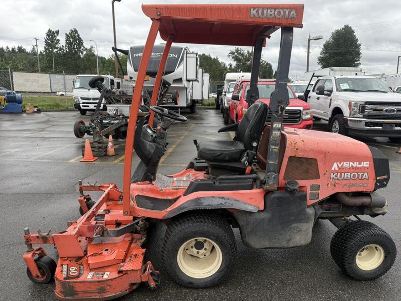 Used 2015 KUBOTA F3990 60 Inch Riding Lawn Mower Diesel 4 wheel Drive for sale in Burnaby, BC