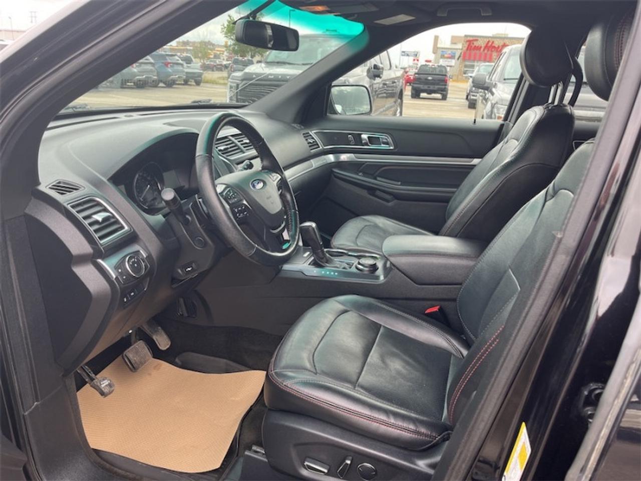2017 Ford Explorer Sport  - Navigation Photo5