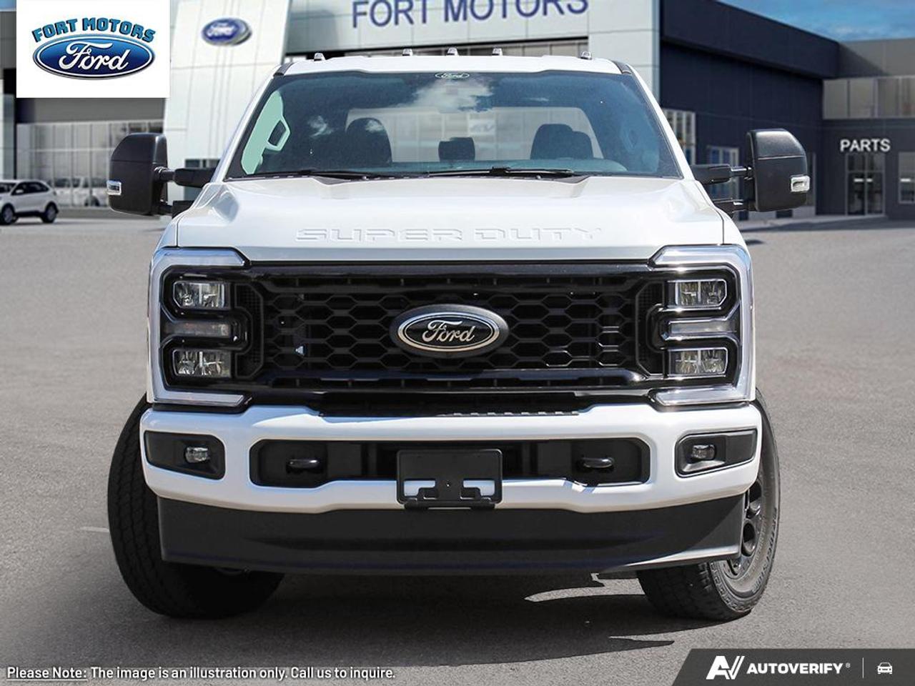 2026 Ford SuperDuty F-350® XLT Photo1