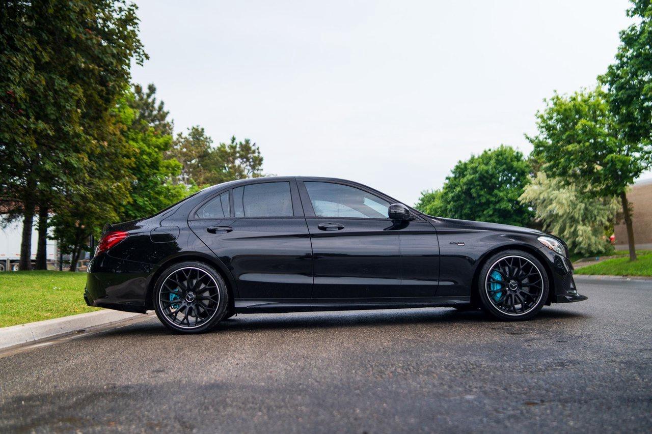 2017 Mercedes-Benz C-Class AMG C 43 Photo