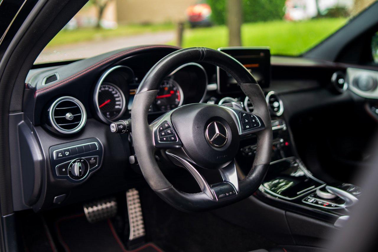 2017 Mercedes-Benz C-Class AMG C 43 Photo