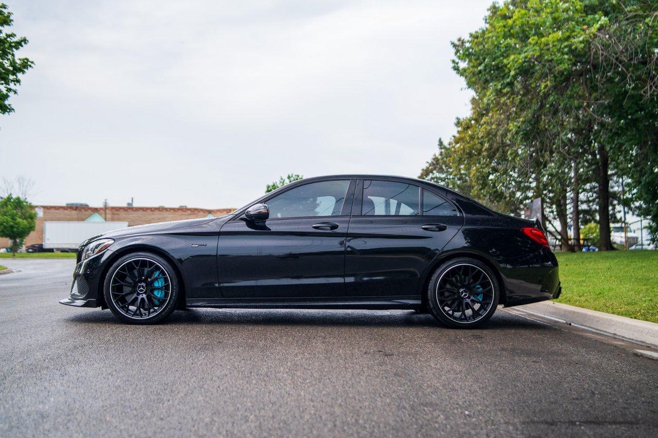 2017 Mercedes-Benz C-Class AMG C 43 Photo
