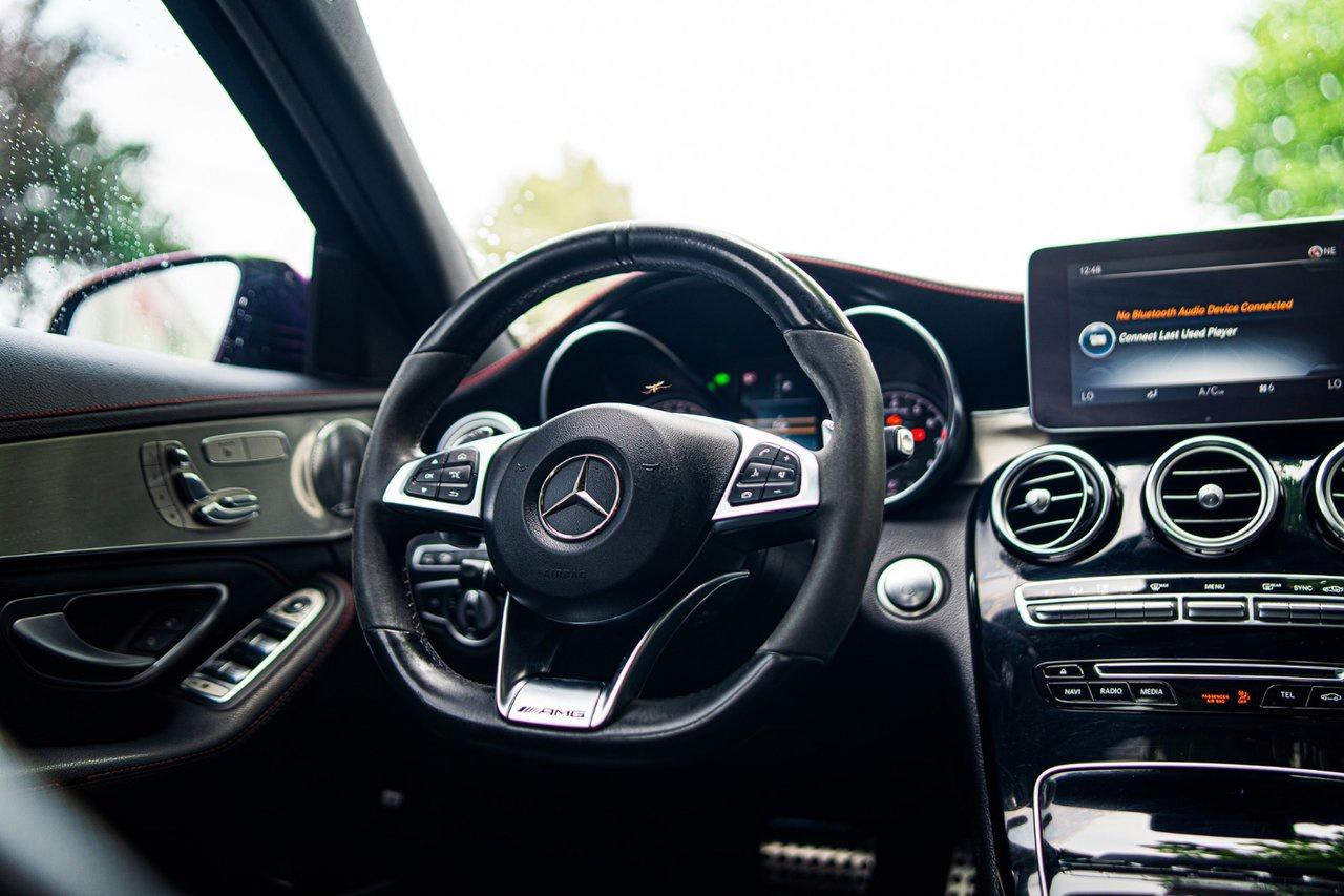 2017 Mercedes-Benz C-Class AMG C 43 Photo