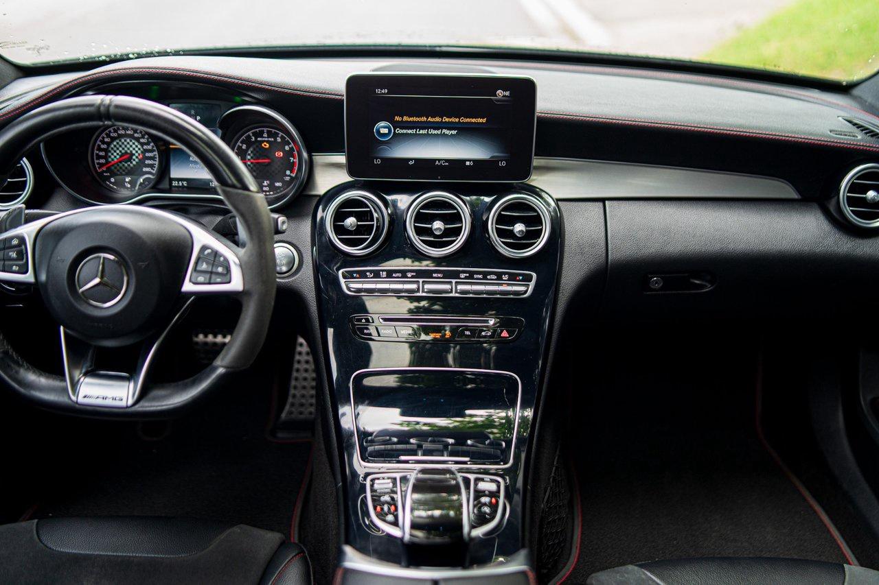 2017 Mercedes-Benz C-Class AMG C 43 Photo