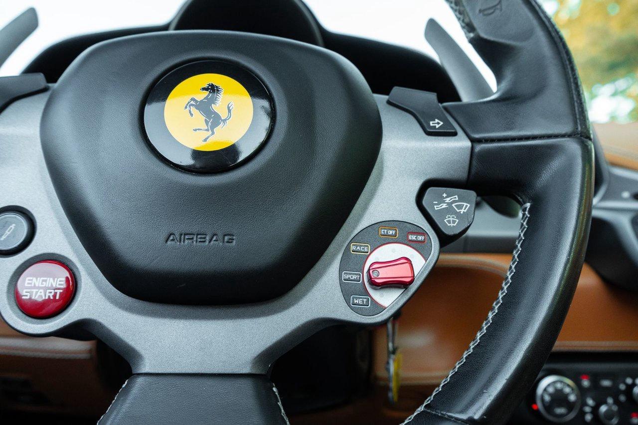 2014 Ferrari 458 ITALIA Spider Photo