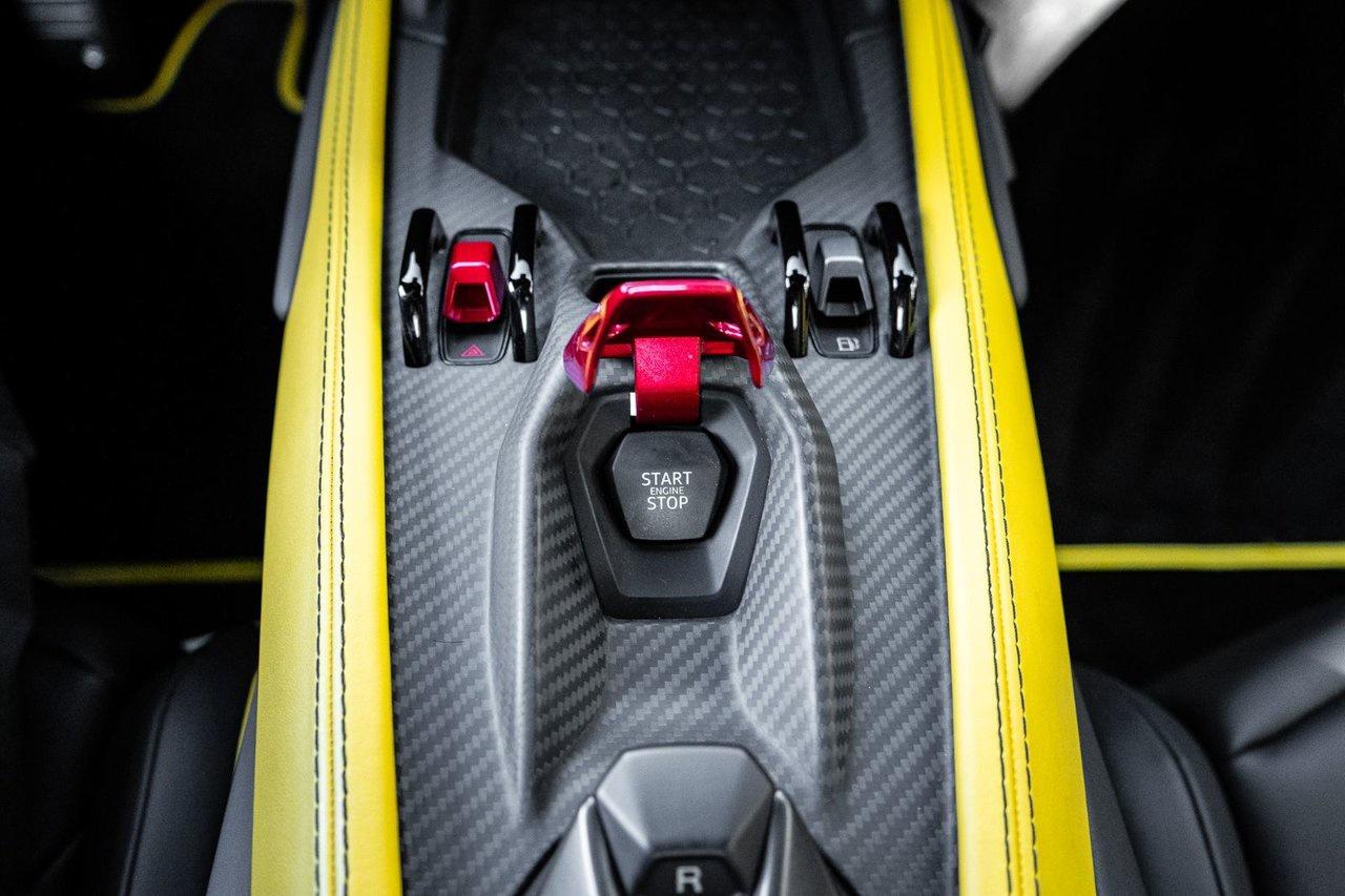 2024 Lamborghini Revuelto  Photo