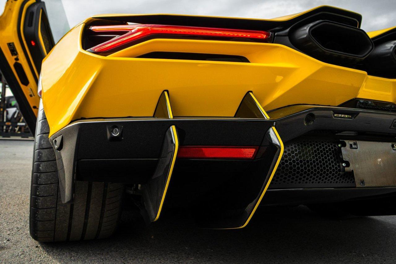 2024 Lamborghini Revuelto  Photo