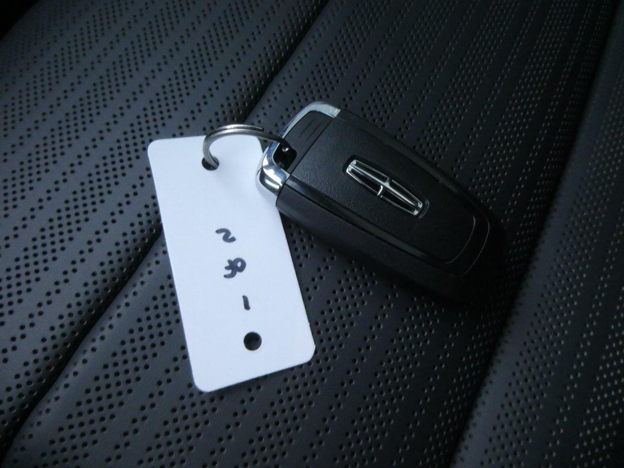 2024 Lincoln Nautilus Reserve | Heated Seats | Backup Cam | Nav | Photo
