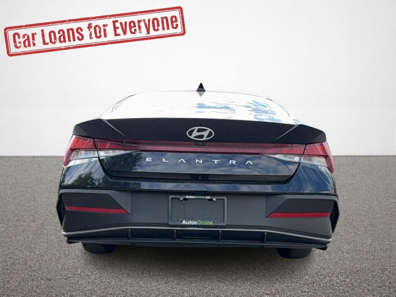 2024 Hyundai Elantra Preferred - HEATED SEATS - HEATED WHEEL - APPLE CARPLAY - ANDROID AUTO Photo3
