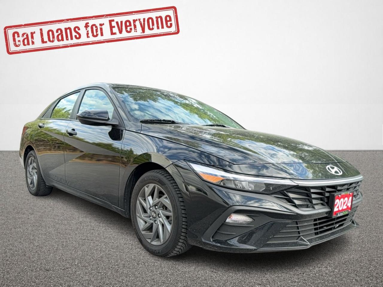 2024 Hyundai Elantra Preferred - HEATED SEATS - HEATED WHEEL - APPLE CARPLAY - ANDROID AUTO Photo