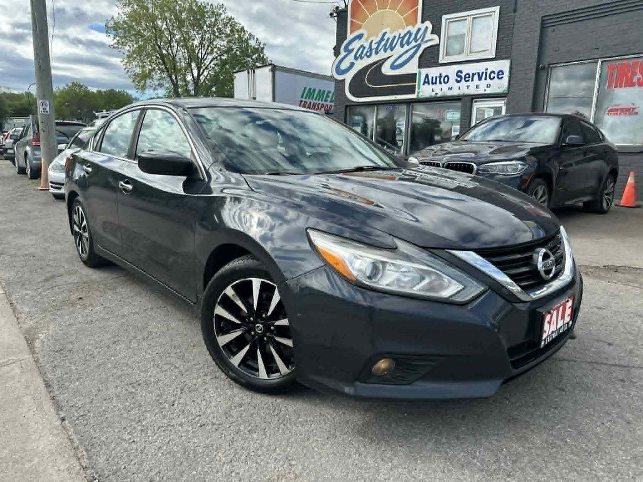 2018 Nissan Altima SV Photo