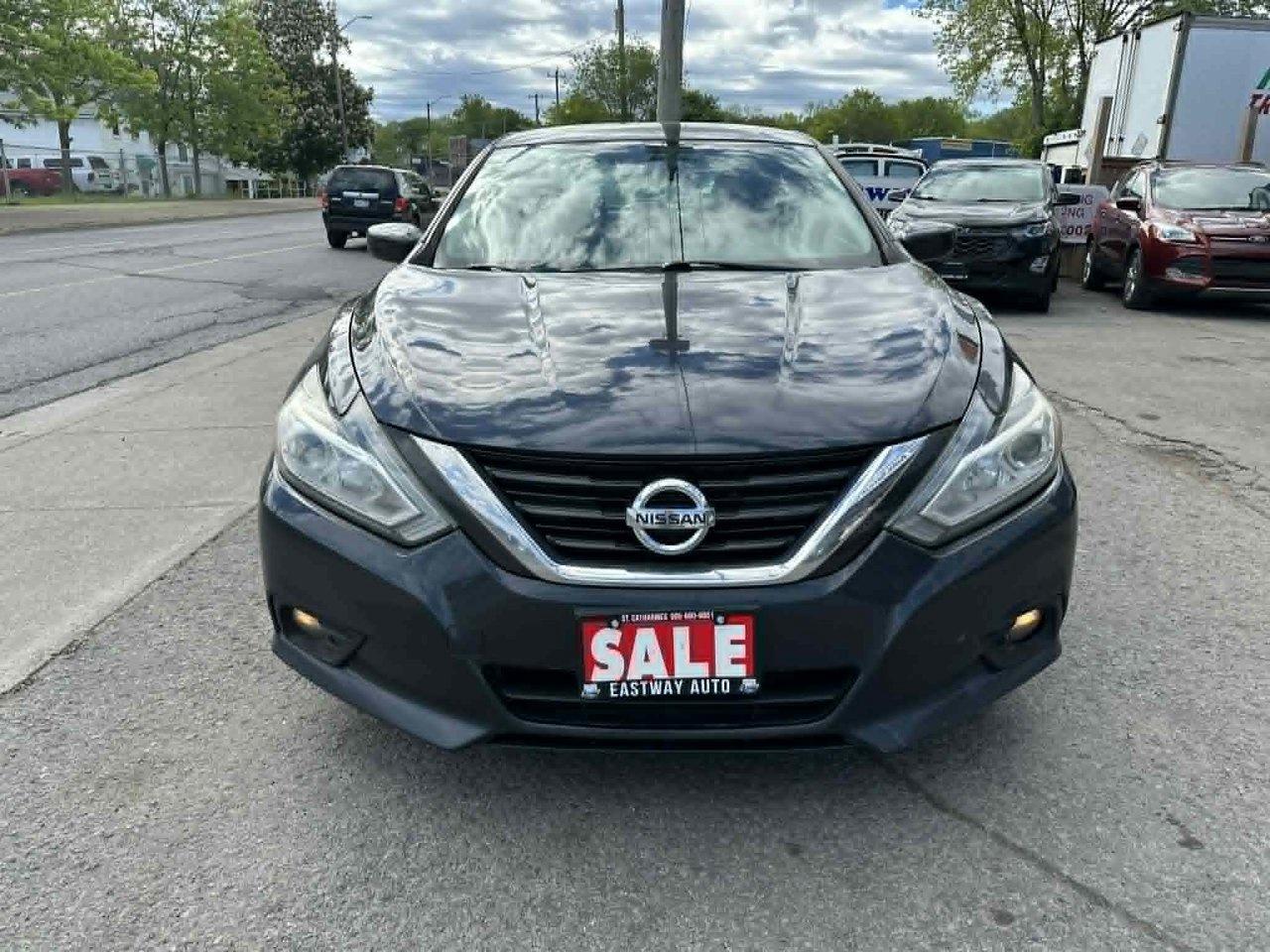2018 Nissan Altima SV Photo
