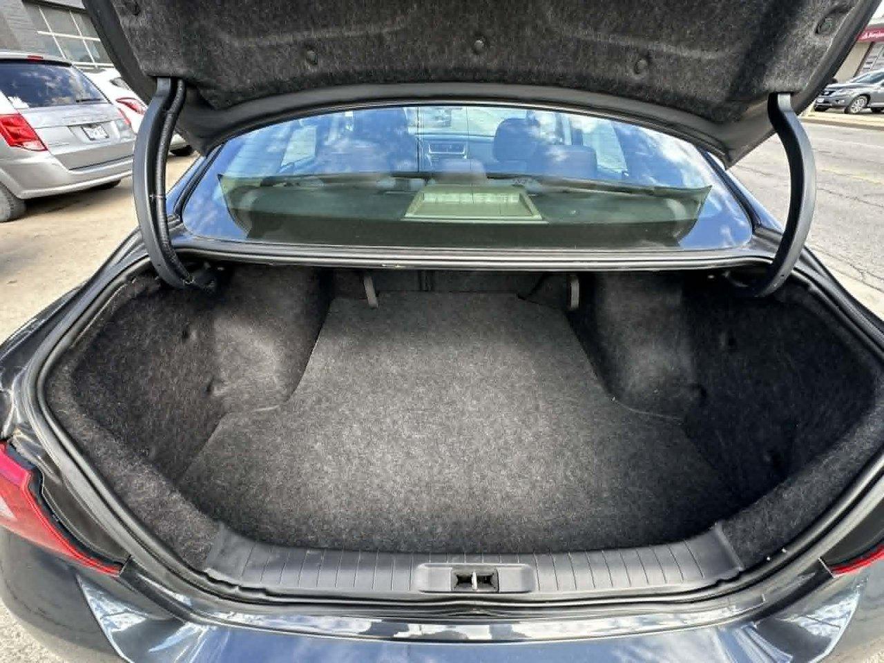 2018 Nissan Altima SV - Photo #13