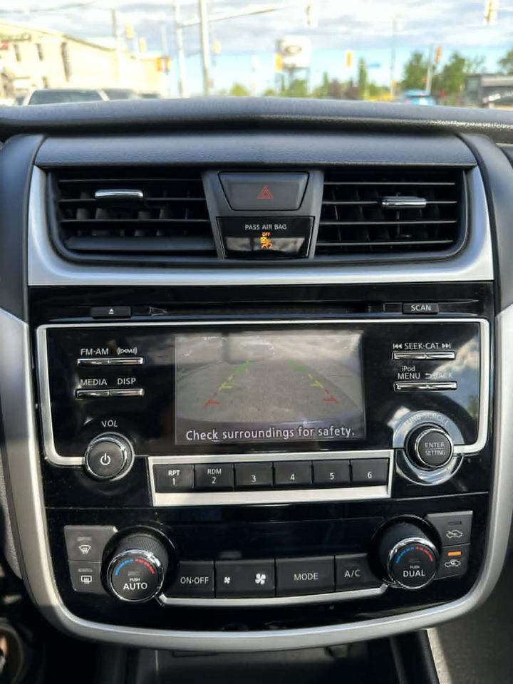 2018 Nissan Altima SV - Photo #17