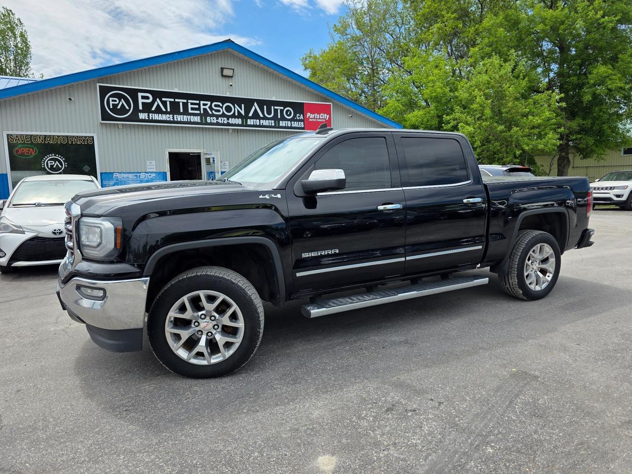 2018 GMC Sierra 1500 SLT  Short Box - Photo #1