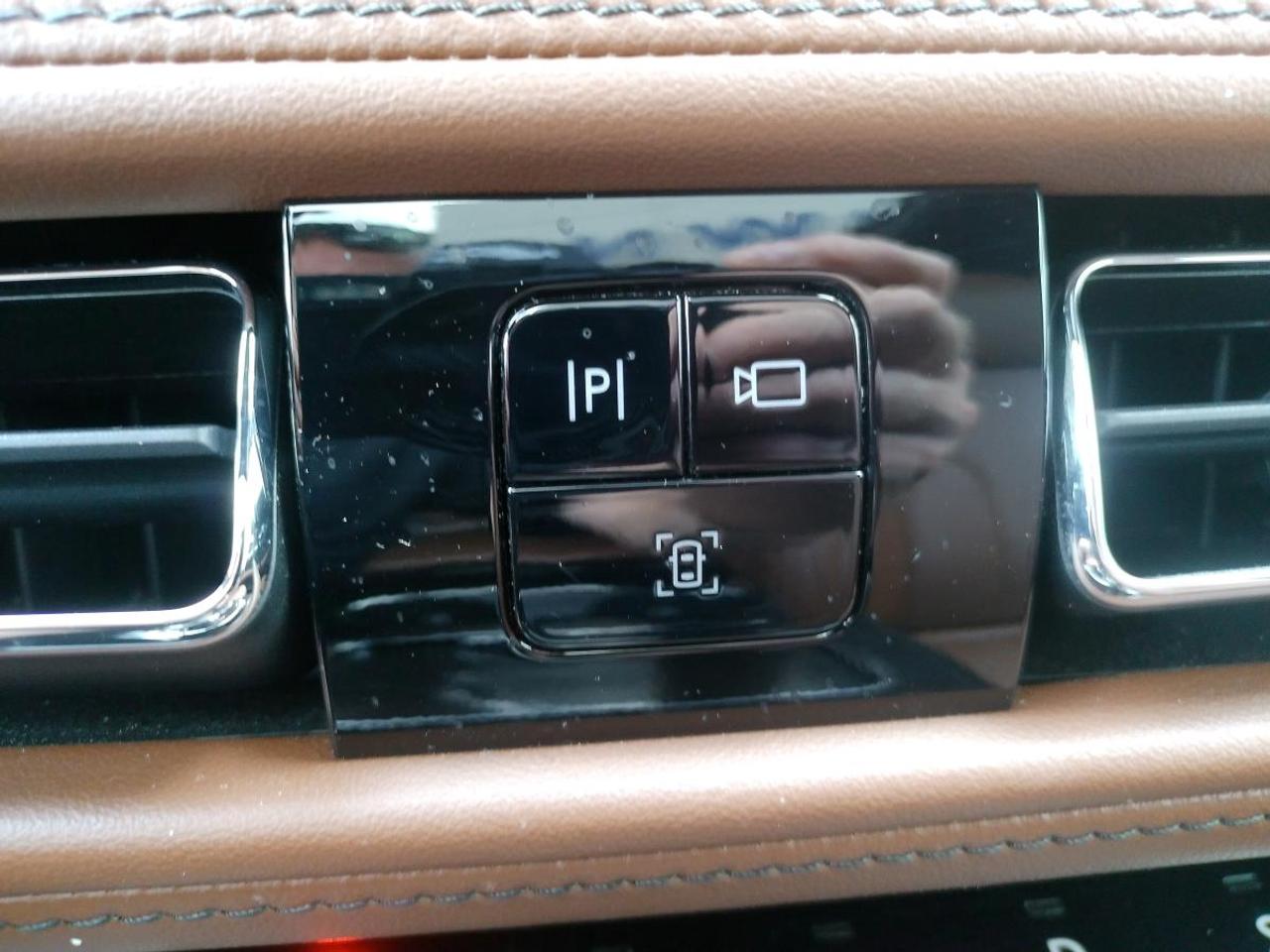 2023 Lincoln Nautilus Reserve AWD Photo