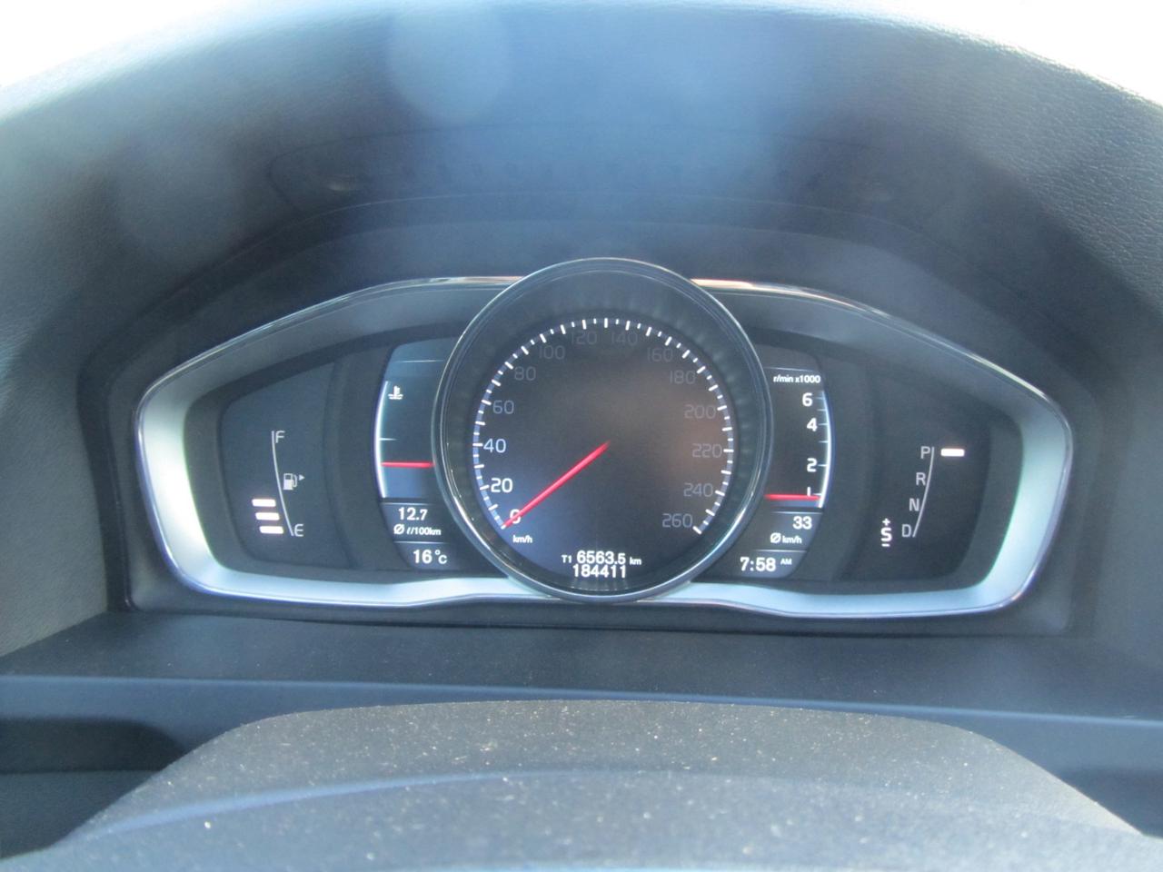 2015 Volvo V60 4dr Wgn T5 Premier Plus AWD Photo