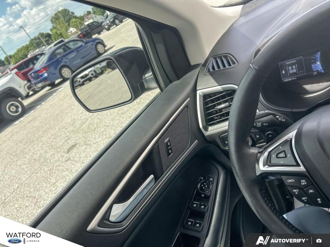 2024 Ford Edge SEL AWD Photo