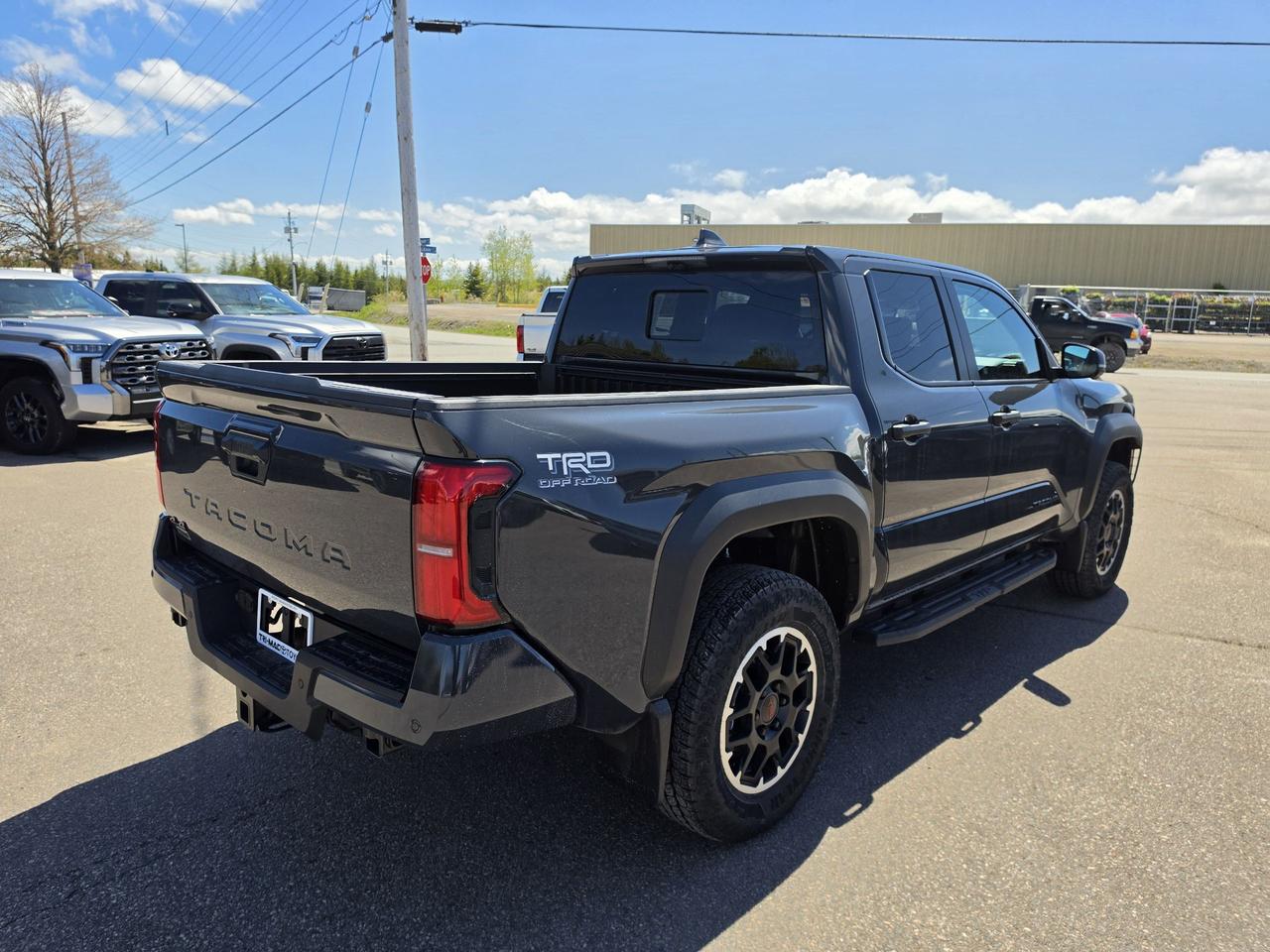 2026 Toyota Tacoma TRD Off-Road Premium Photo4