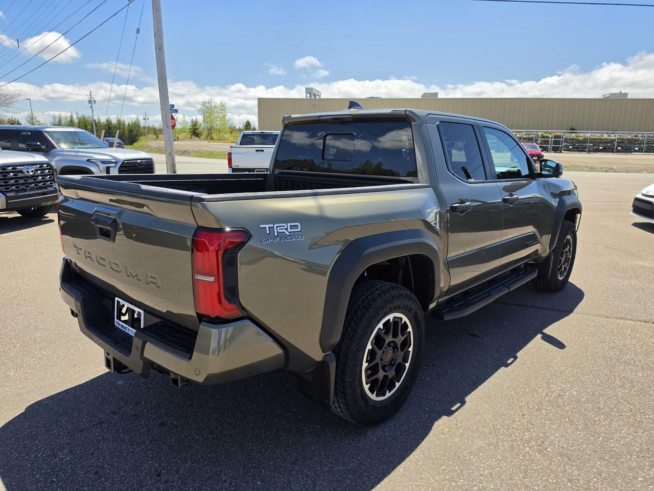 2026 Toyota Tacoma TRD Off-Road Premium Photo4