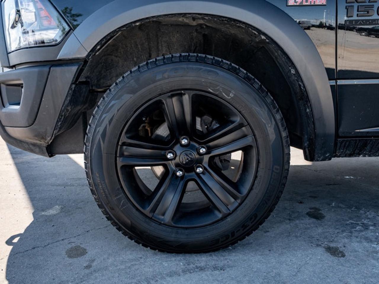 2021 RAM 1500 Classic WARLOCK Photo