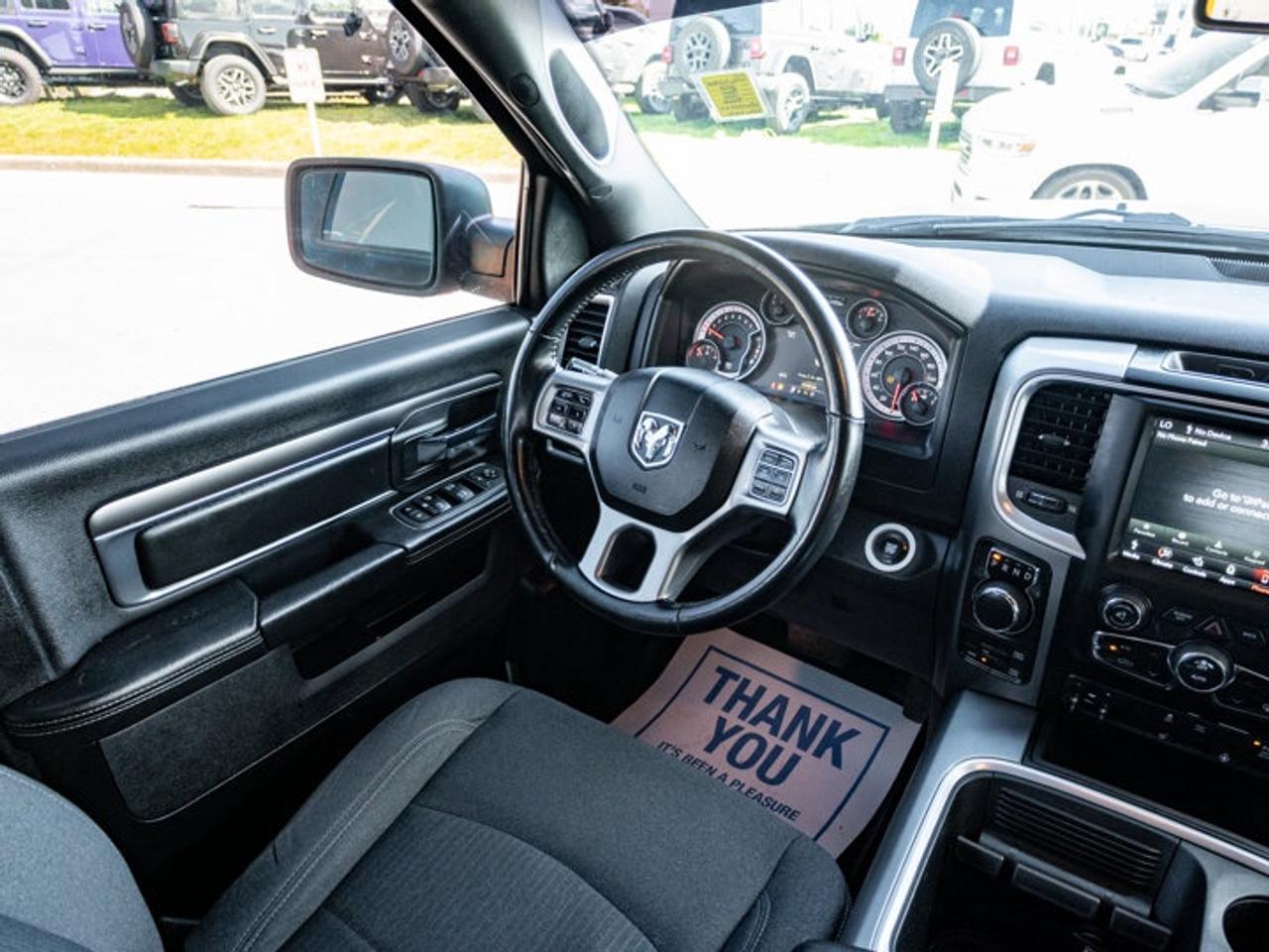 2021 RAM 1500 Classic WARLOCK Photo