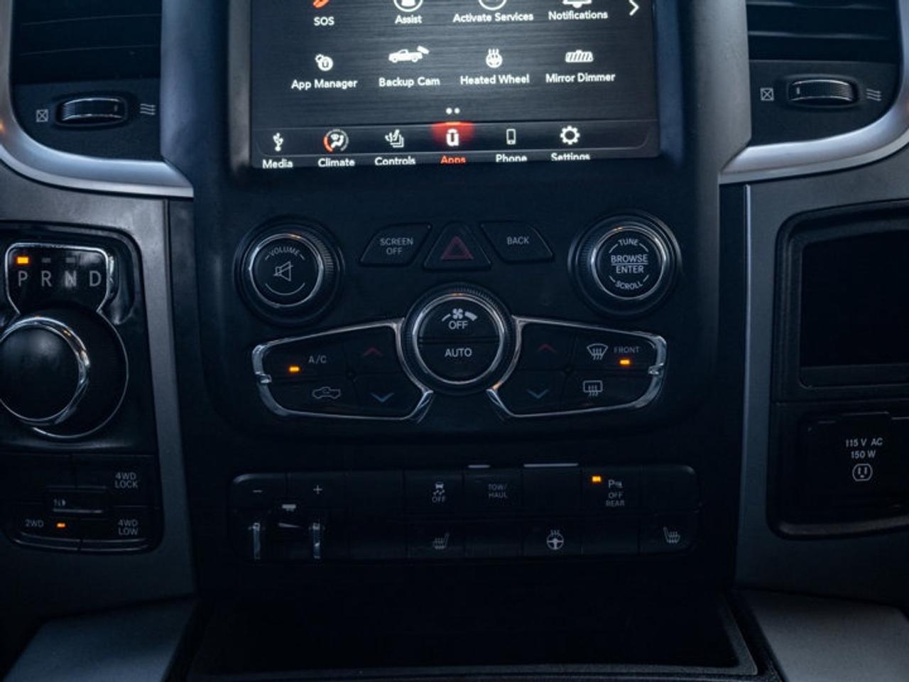 2021 RAM 1500 Classic WARLOCK Photo
