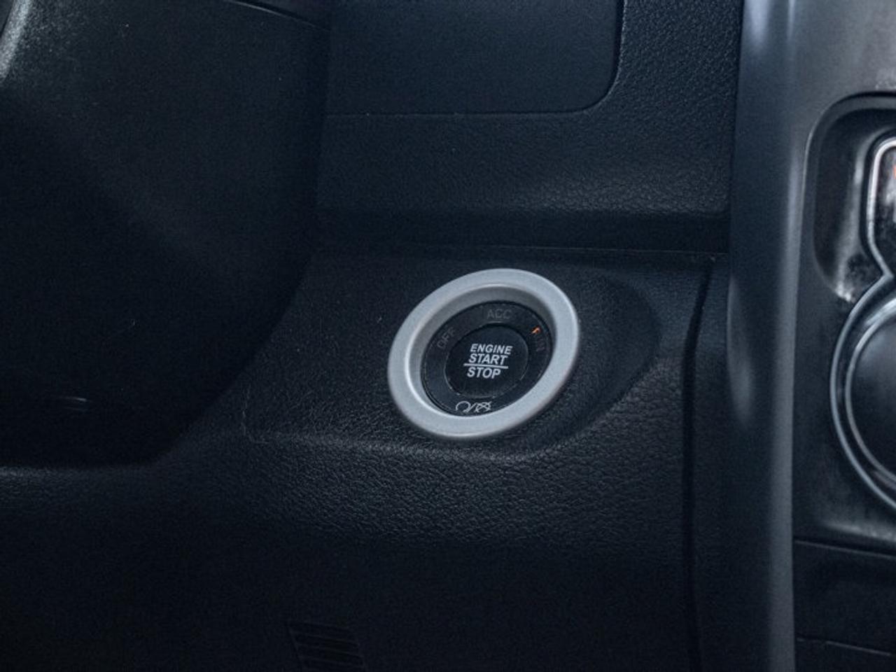 2021 RAM 1500 Classic WARLOCK Photo