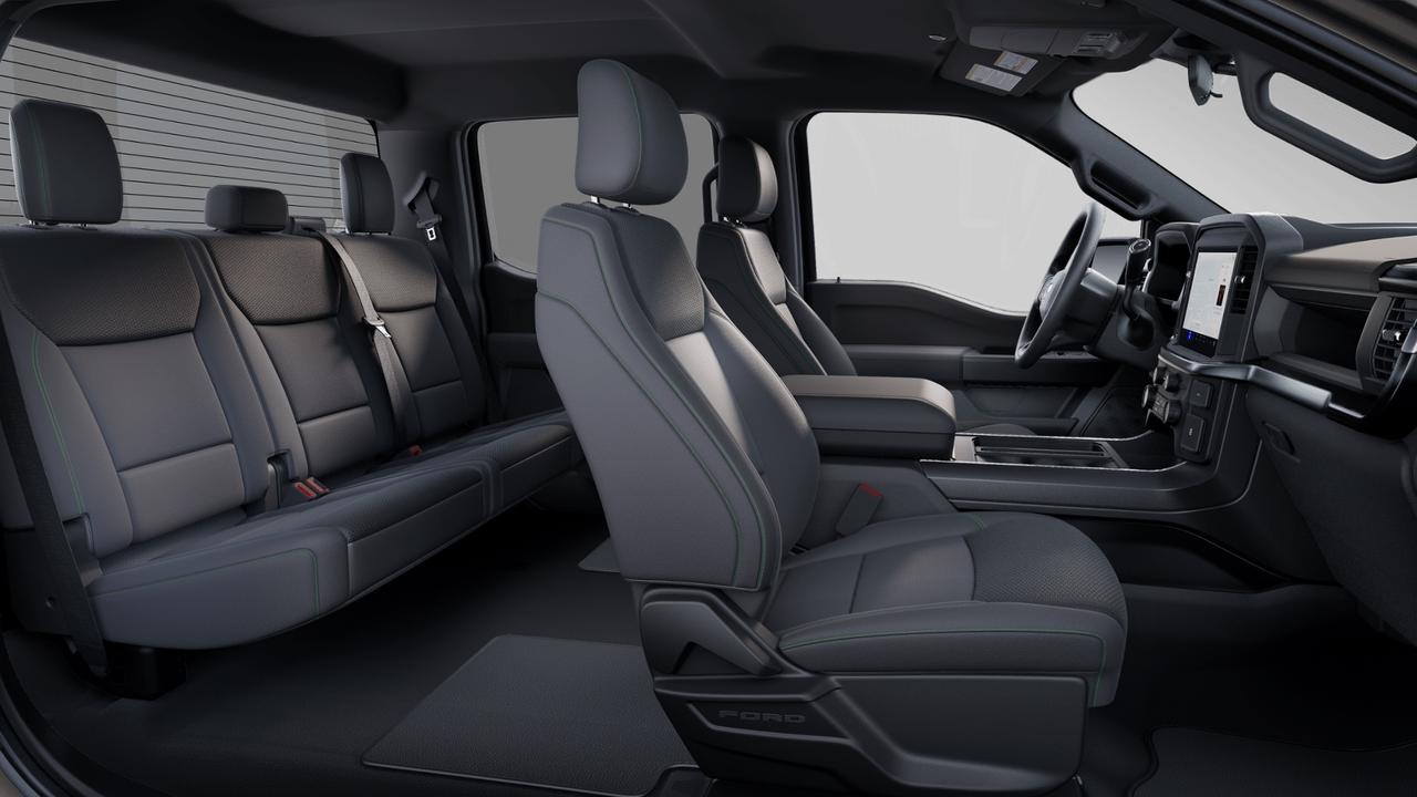 2025 Ford F-150 STX Photo5