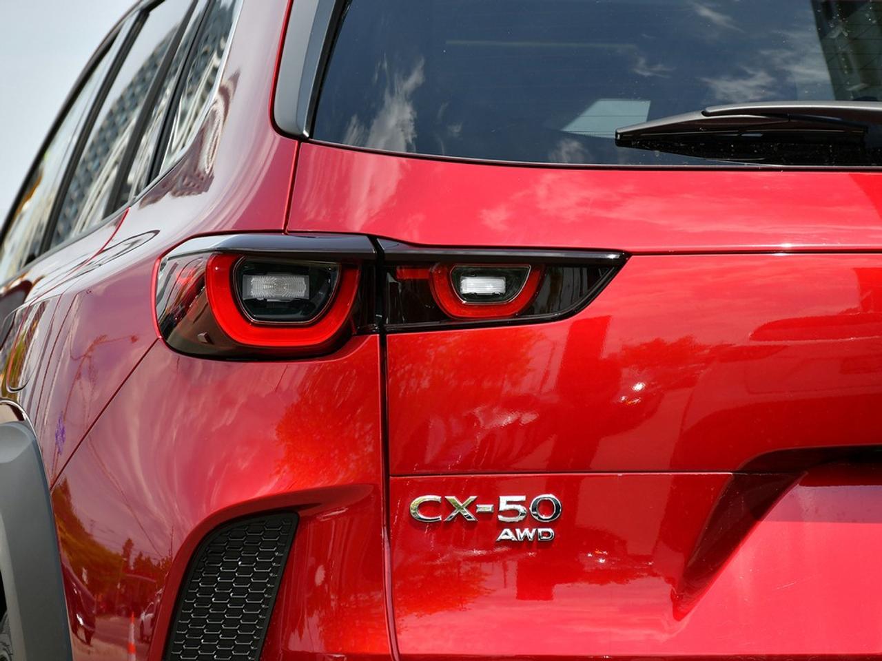 2024 Mazda CX-50  Photo