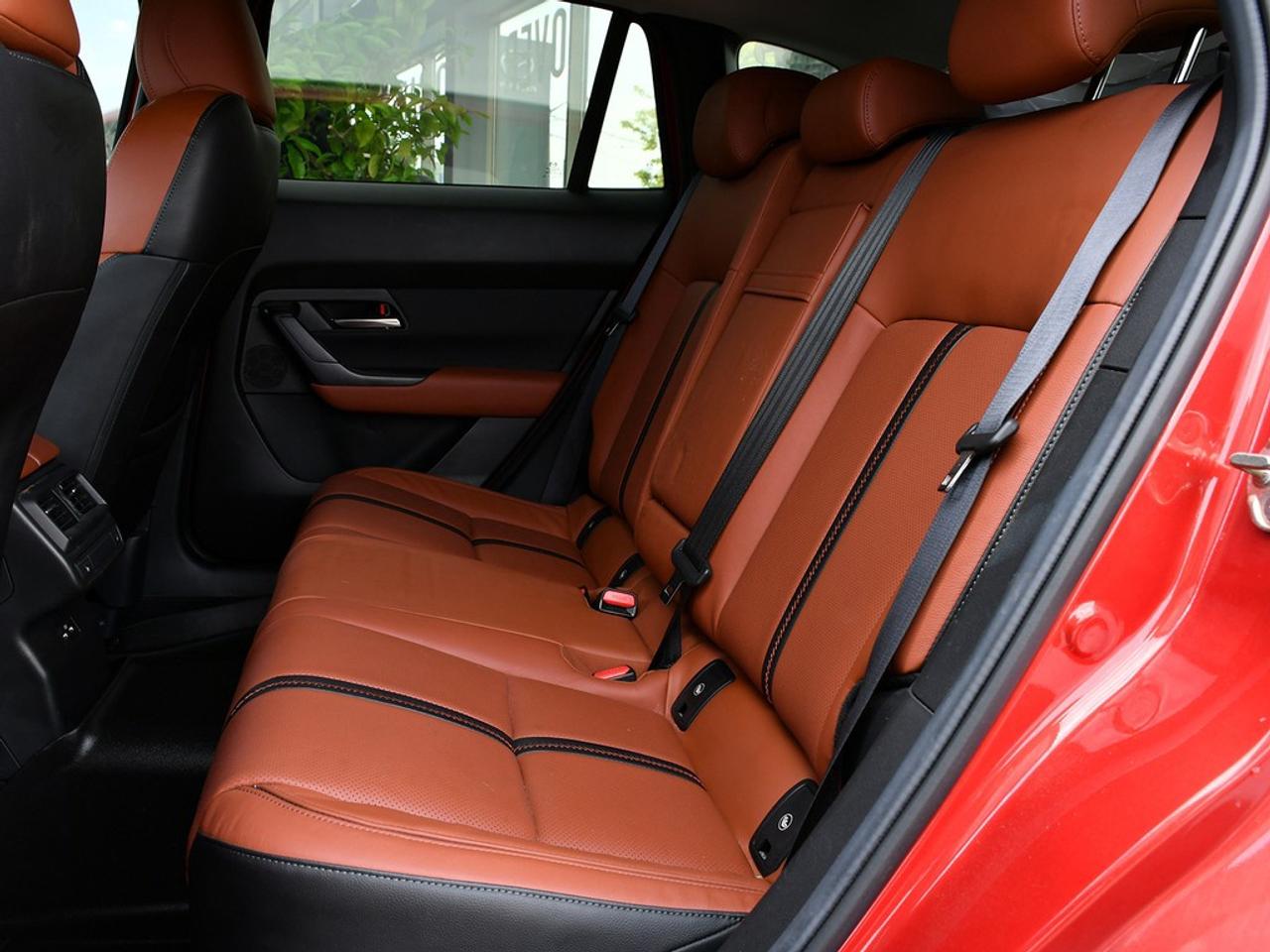 2024 Mazda CX-50  Photo
