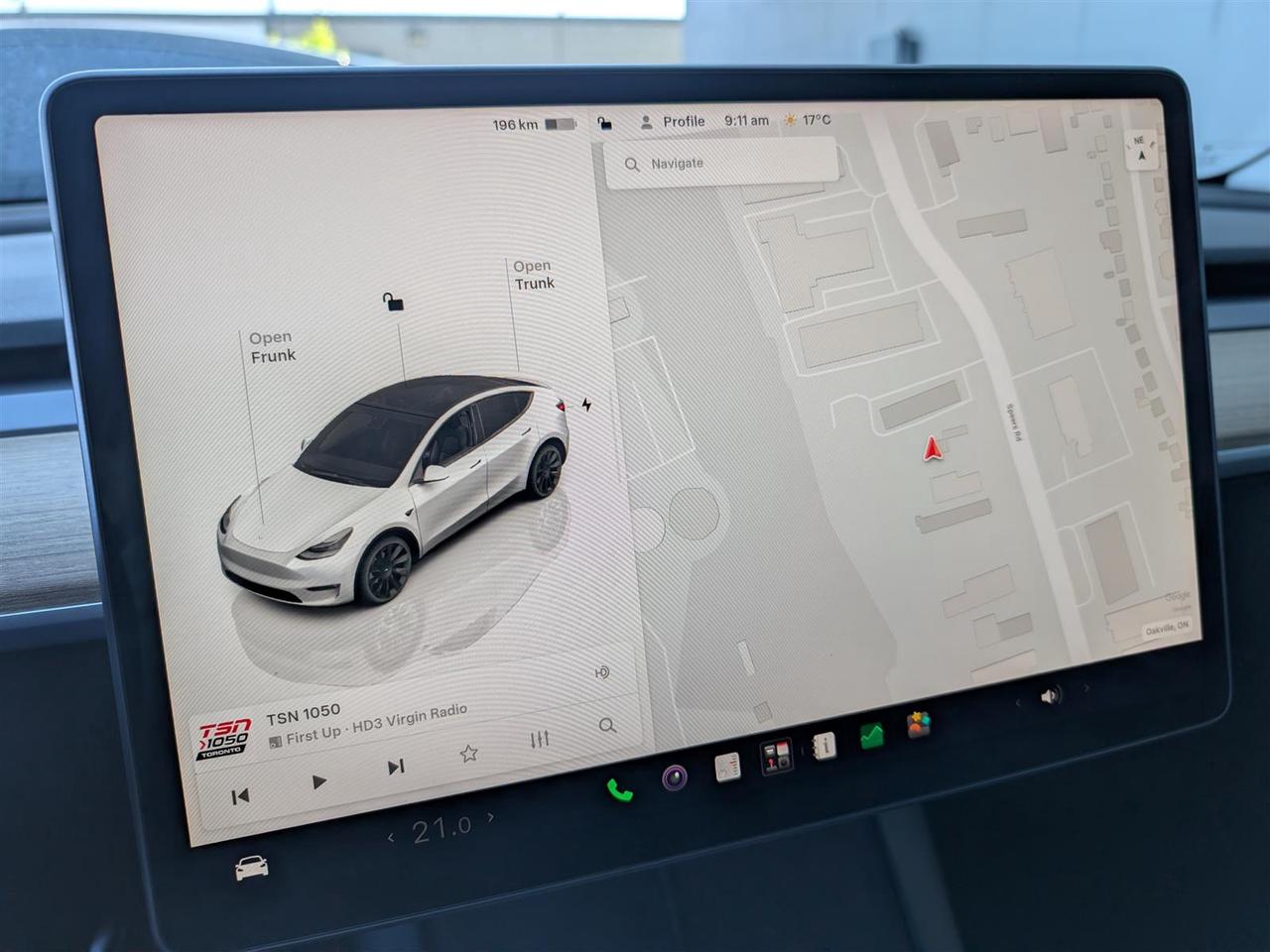2022 Tesla Model Y LONG RANGE AWD - DUAL MOTOR Photo